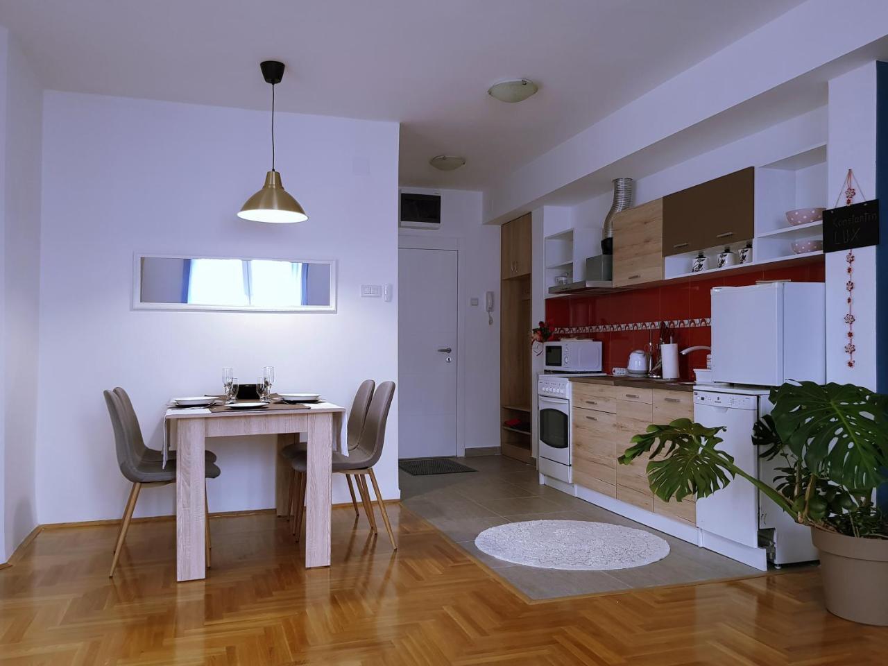 Apartamento Konstantin Lux Subotica Exterior foto